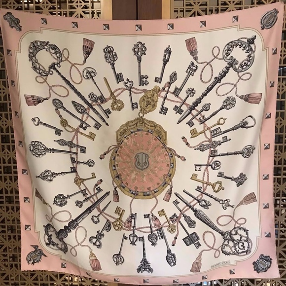 Hermes Accessories - Hermes silk scarf "Les Cles"